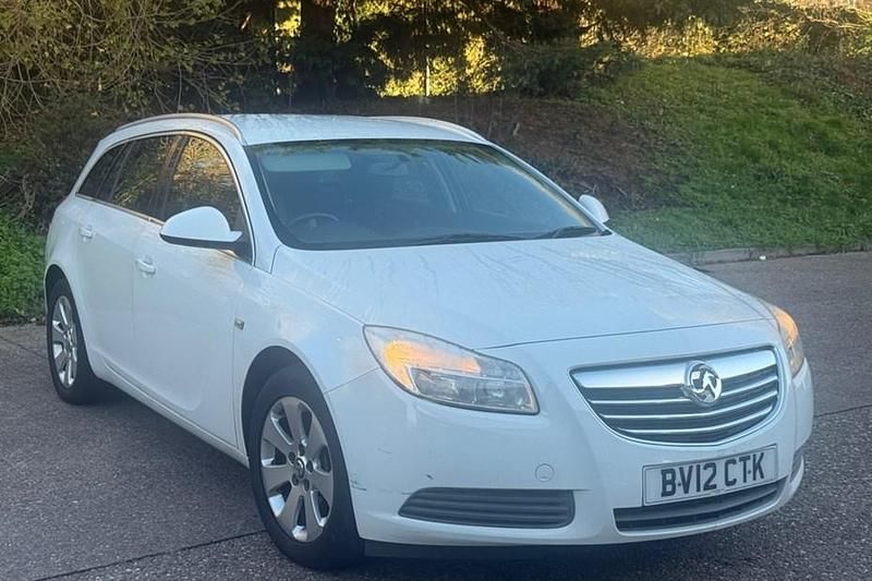 White Used 2012 Vauxhall Insignia Estate | £1,999 (Fair price) - Image 1/1