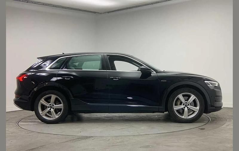 Used Audi e-tron Advanced 230 kW (313 HP) 2022 Black SUV