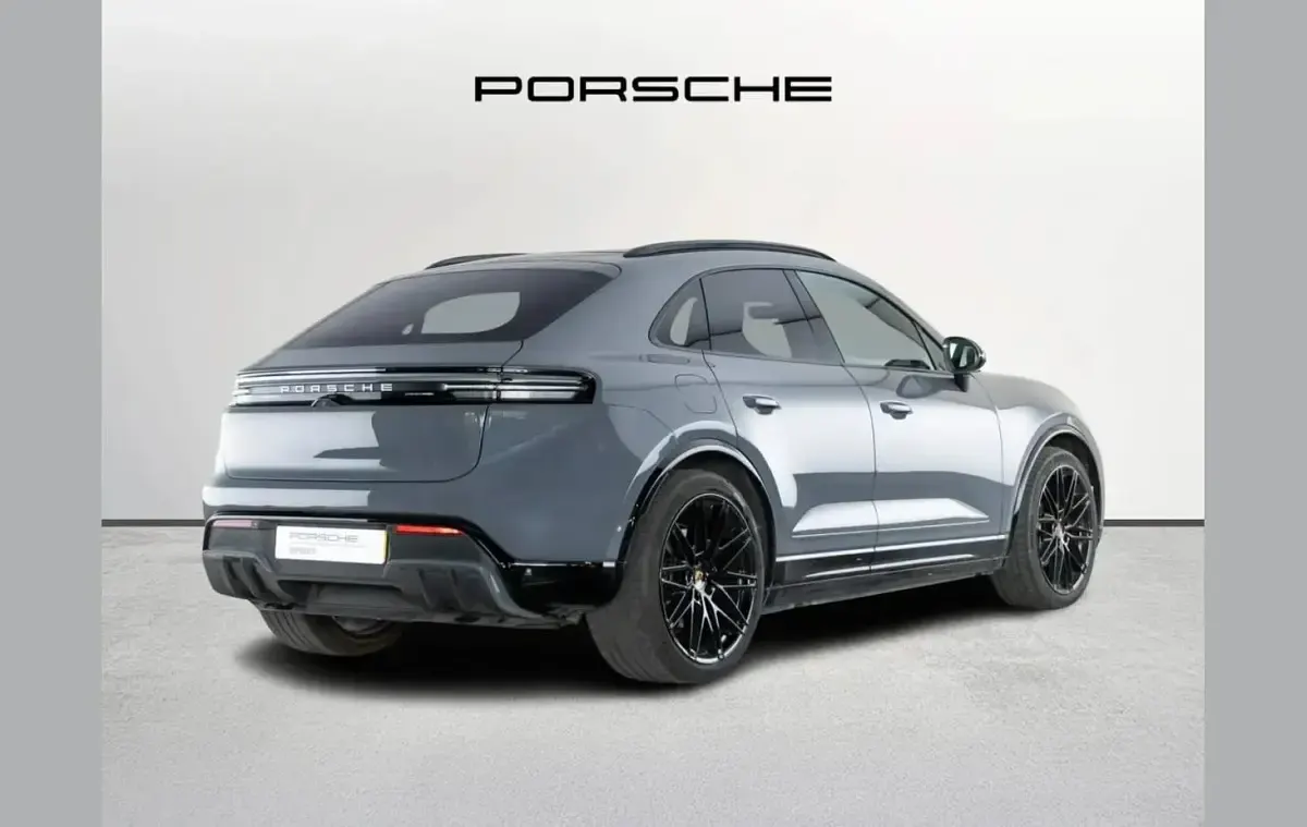 Used Porsche Macan 264 kW (360 HP) 2026 Grey SUV