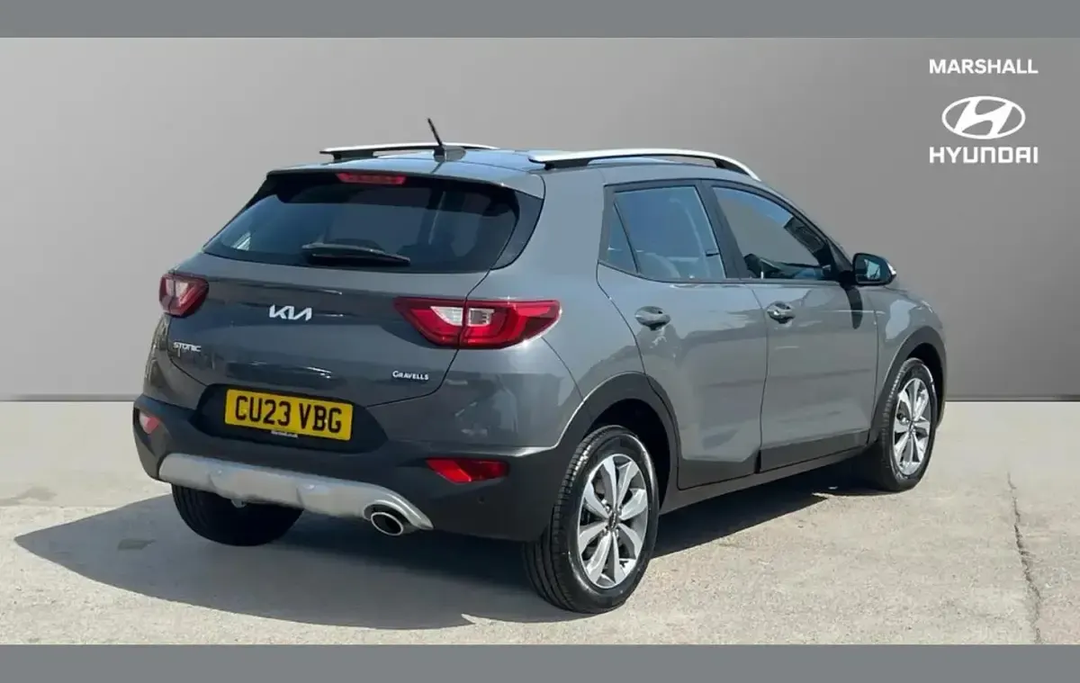 Used Kia Stonic 99 HP (72 kW) 2023 Grey SUV