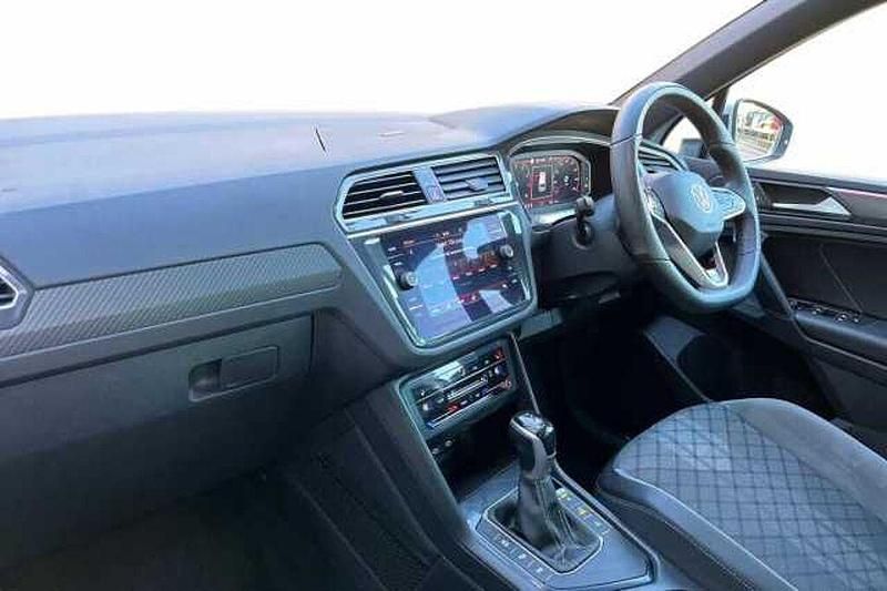 Used VW Tiguan R-line 150 HP (110 kW) 2022 Silver SUV