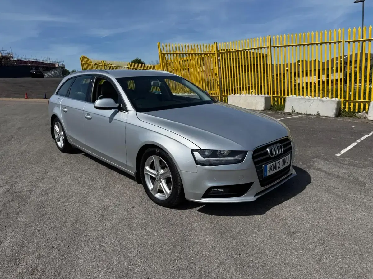 Used Audi A4 Comfort 163 HP (119 kW) 2012 Silver Estate