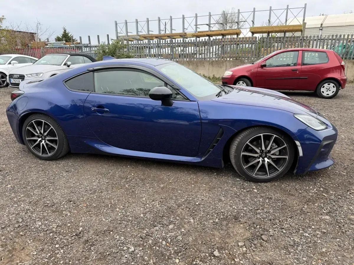 Used Toyota GR86 234 HP (172 kW) 2022 Blue Coupe