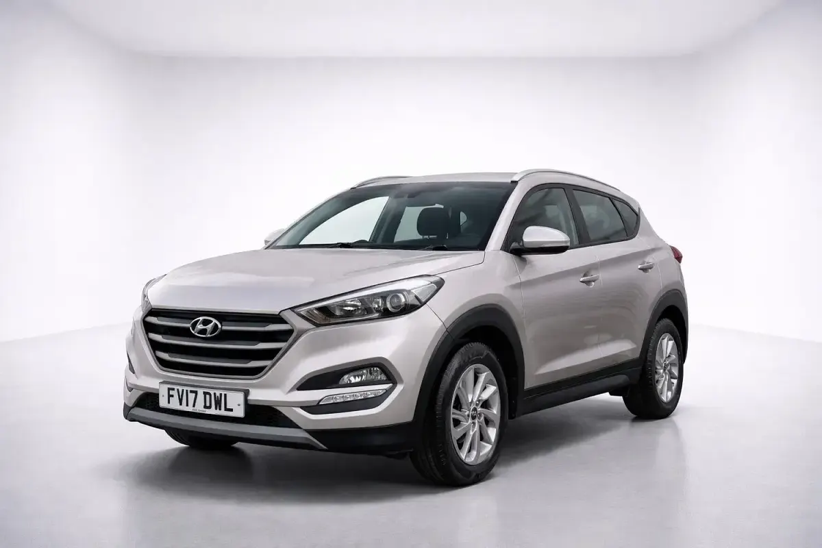 Used Hyundai Tucson SE 116 HP (85 kW) 2017 White SUV
