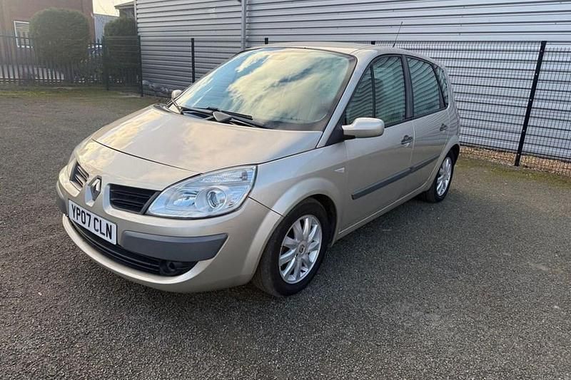 Used Renault Scénic II Privilege 2007 Gold MPV