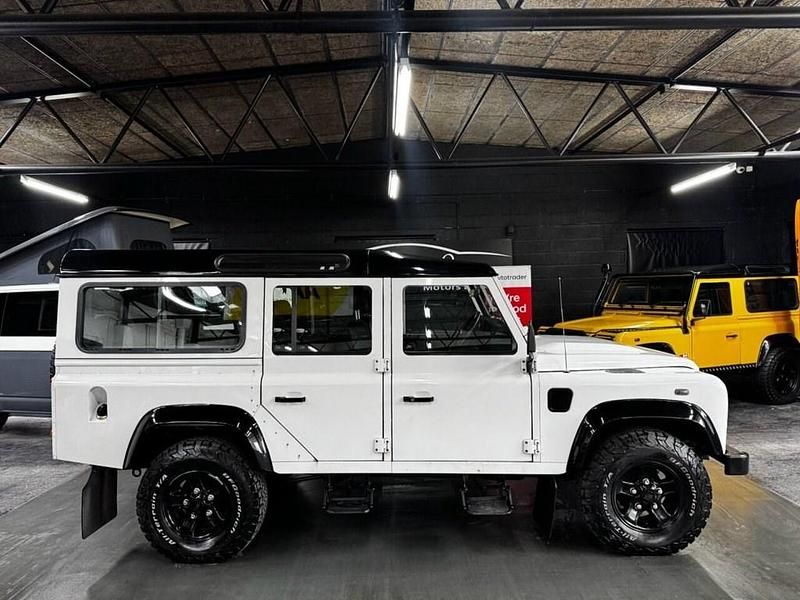 Used Land Rover Defender 2014 White Estate