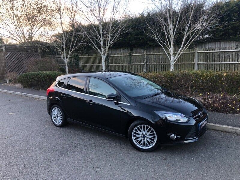 Black Used 2014 Ford Focus Zetec Hatchback | £3,995 (Fair price) - Image 1/4