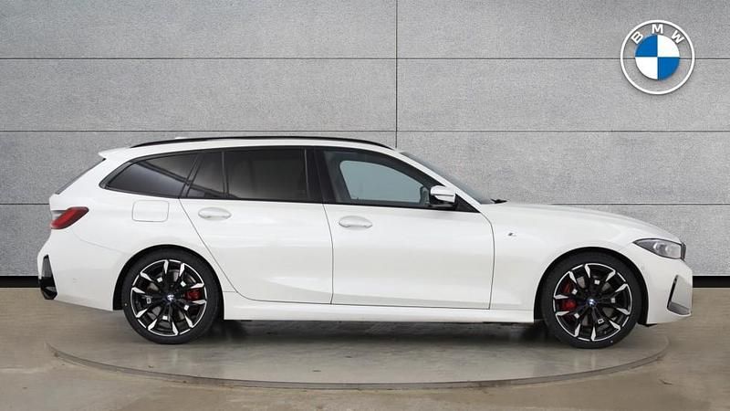 Used BMW 320 M Sport 181 HP (133 kW) 2025 White Estate