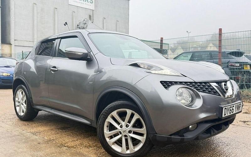Used Nissan Juke N-Connecta 110 HP (80 kW) 2017 SUV