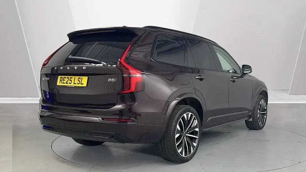 Used Volvo XC90 Ultra 455 HP (334 kW) 2025 Red SUV