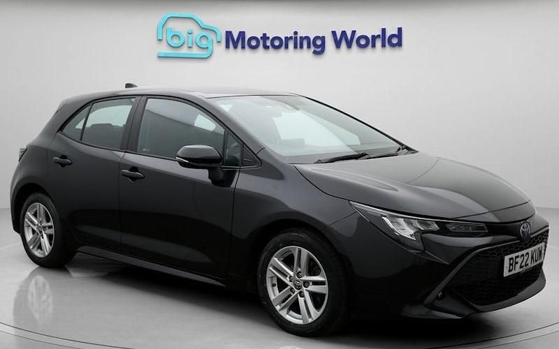 Used Toyota Corolla 122 HP (89 kW) 2022 Black Hatchback