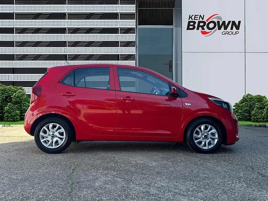Used Kia Picanto 84 HP (61 kW) 2019 Red Hatchback