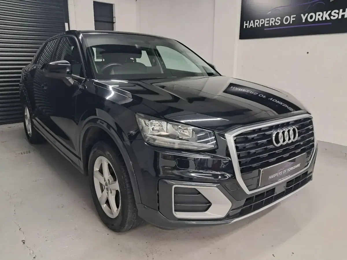 Used Audi Q2 Comfort 116 HP (85 kW) 2018 Black SUV