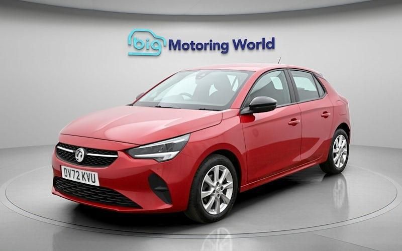 Second-hand Vauxhall Corsa Design Edition 75 CP (55 kW) 2022 Roșu Hatchback