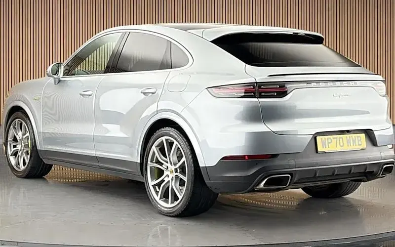 Used Porsche Cayenne 462 HP (339 kW) 2022 SUV