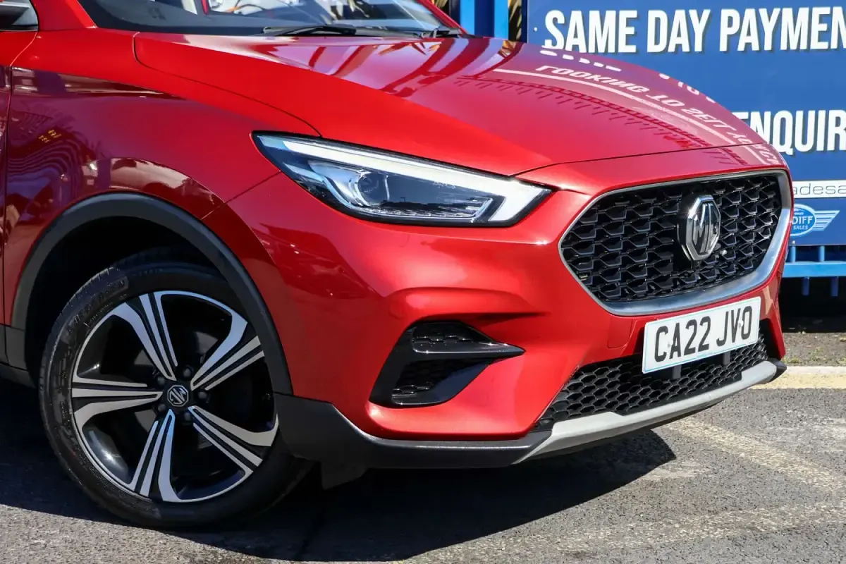 Used MG ZS Excite 106 HP (77 kW) 2022 Red SUV