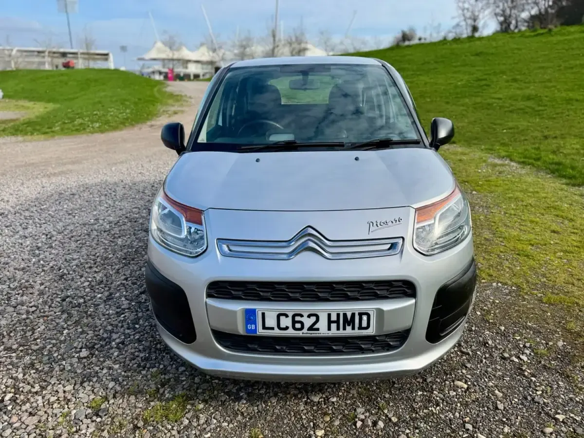 Usado Citroën C3 Picasso 2012 Prateado Monovolume