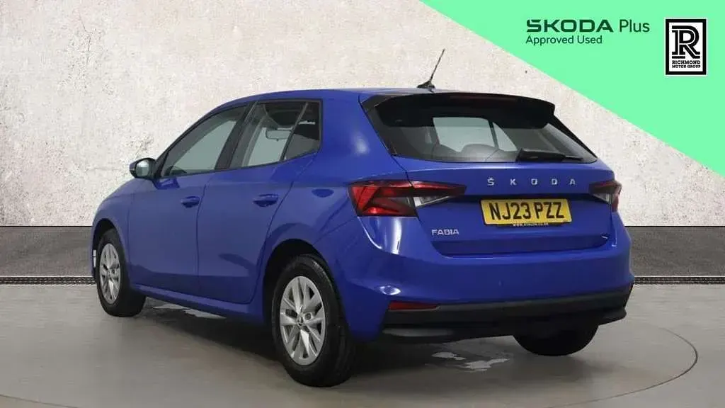 Used Skoda Fabia Comfort 80 HP (58 kW) 2023 Blue Hatchback