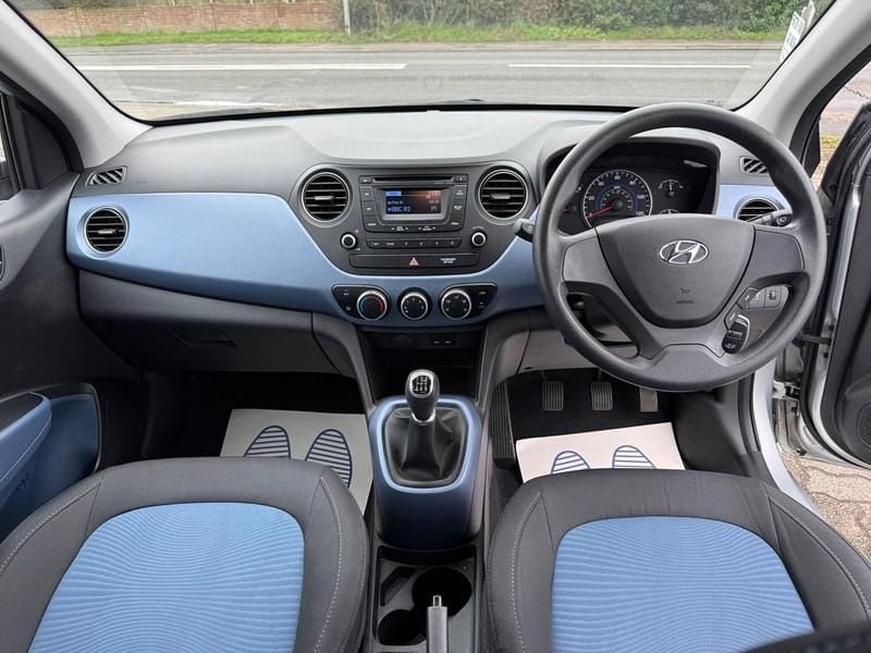 Used Hyundai i10 SE 2014 Silver Hatchback
