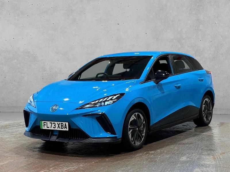 Begagnad MG MG4 EV SE 319 kW (435 HK) 2023 Blå Halvkombi
