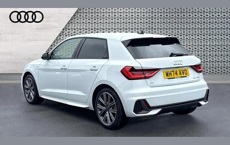 Usado Audi A1 S-Line 147 CV (108 kW) 2025 Blanco SUV