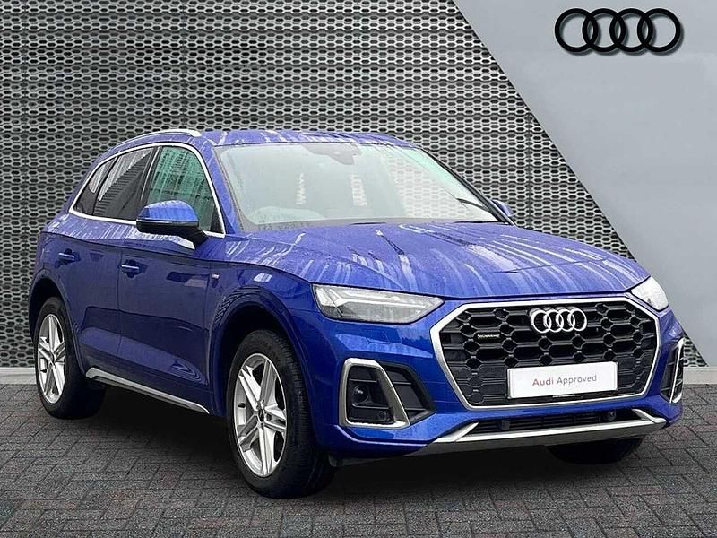 Used Audi Q5 S-Line 261 HP (191 kW) 2021 Blue SUV