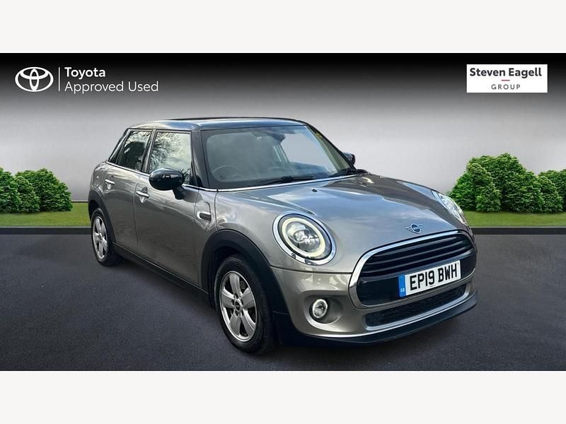 Used Mini Cooper Classic 2019 Silver Hatchback