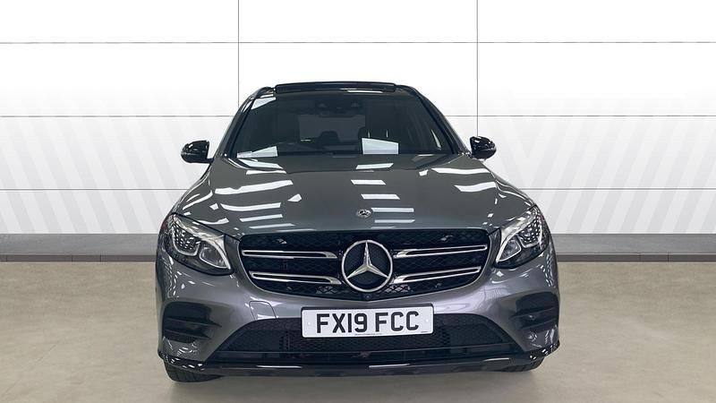 Used Mercedes GLC250 AMG Line Premium 211 HP (155 kW) 2019 Estate