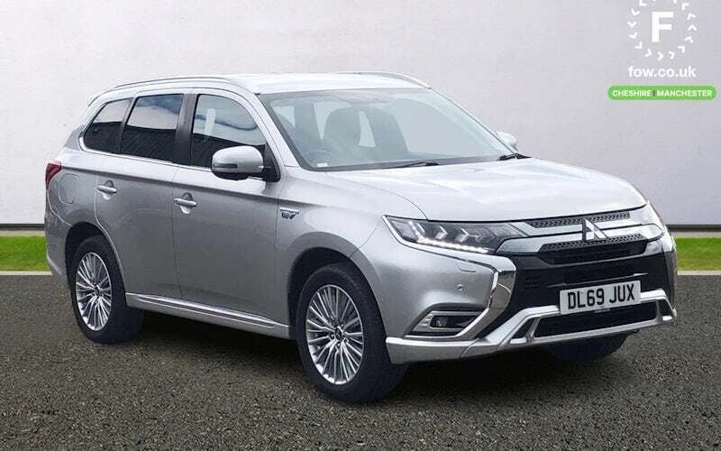 Silver Used 2019 Mitsubishi Outlander P-HEV Estate | £15,499 (Fair price) - Image 1/3