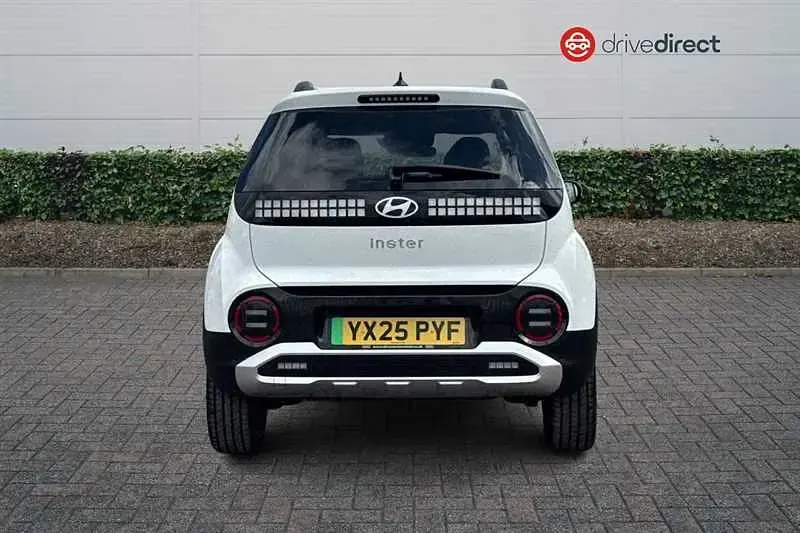 Used Hyundai Inster 85 kW (116 HP) 2025 White Hatchback