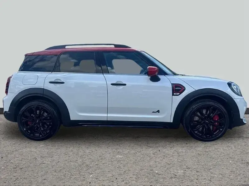 Used Mini John Cooper Works 300 HP (220 kW) 2023 White Hatchback