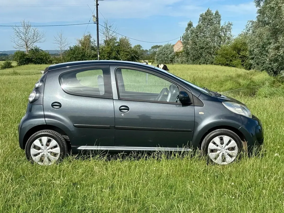 Used Citroën C1 VTR Sport 68 HP (50 kW) 2009 Grey Hatchback
