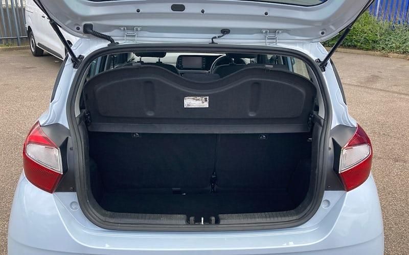 Used Hyundai i10 SE 84 HP (61 kW) 2023 Hatchback