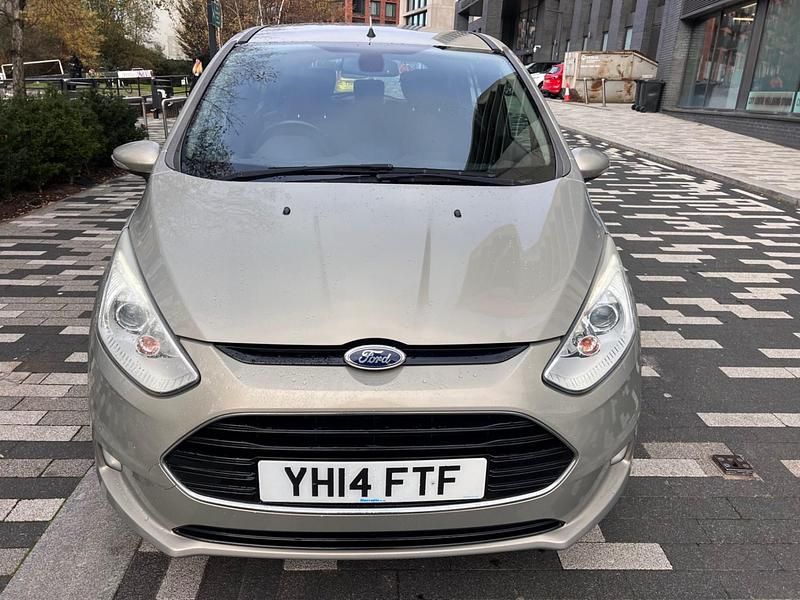 Silver Used 2014 Ford B-MAX Titanium MPV | £2,200 (Good price) - Image 1/4