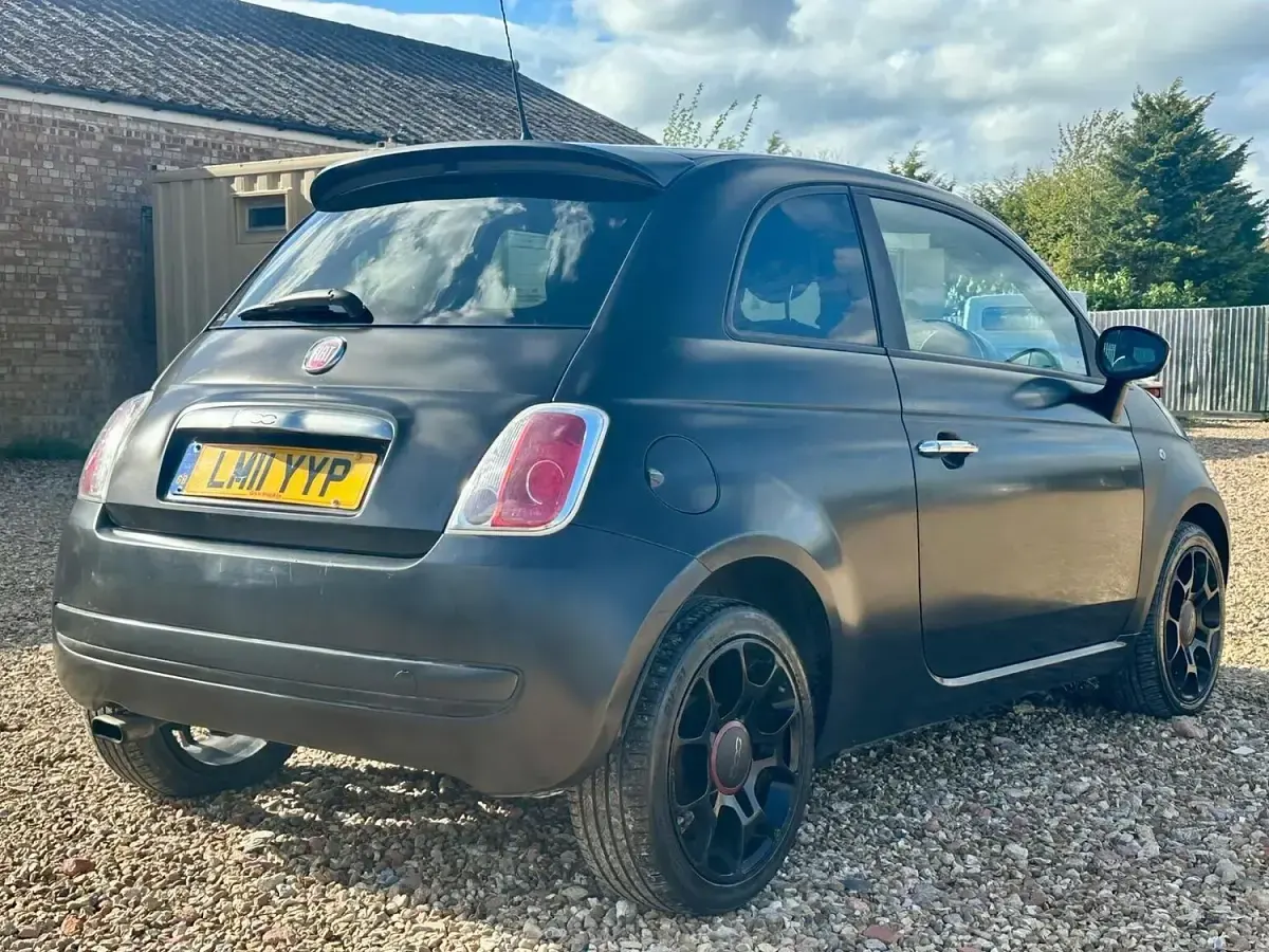 Used Fiat 500 S 85 HP (62 kW) 2011 Black Hatchback