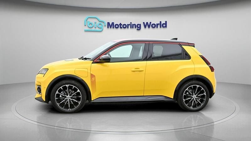 New Renault 5 E-Tech Iconic 108 kW (148 HP) 2025