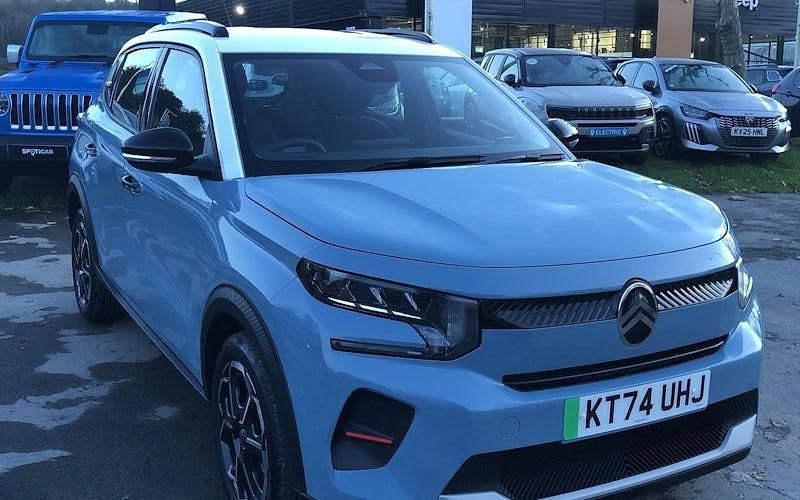 Used Citroën e-C3 83 kW (113 HP) 2025 Blue Hatchback