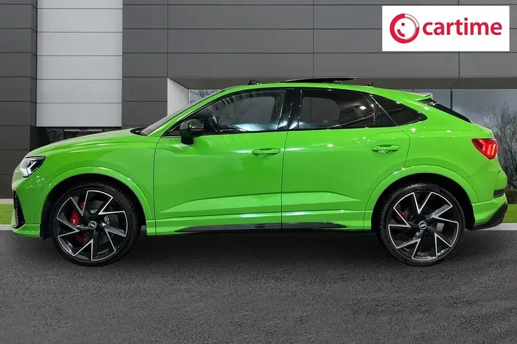 Begagnad Audi RS Q3 Advanced 400 HK (294 kW) 2021 Grön SUV