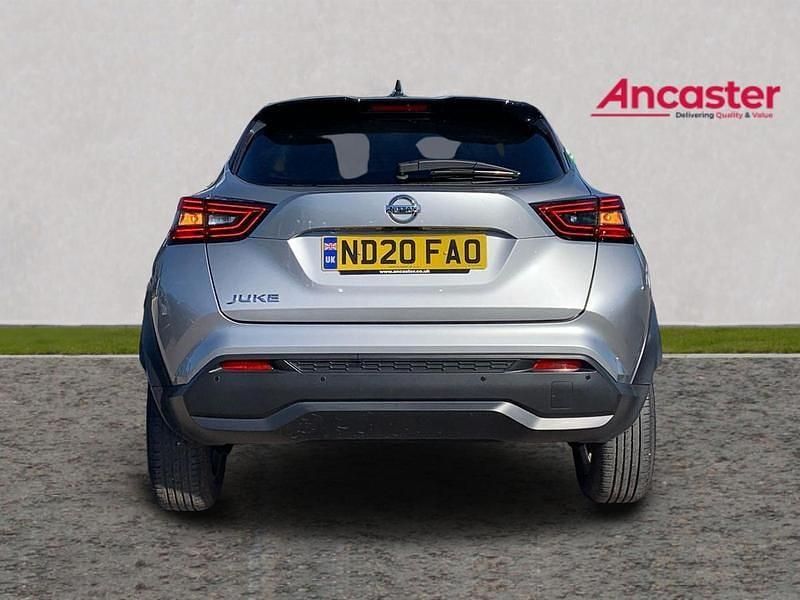 Used Nissan Juke N-Connecta 117 HP (86 kW) 2020 Silver SUV