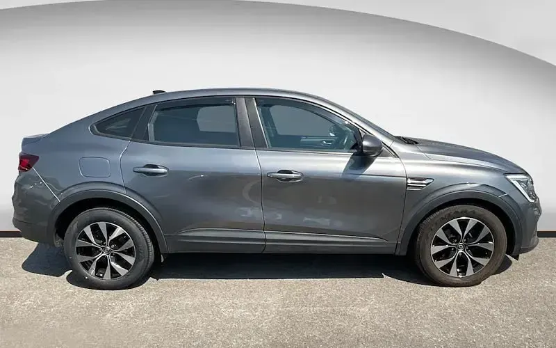 Used Renault Arkana Iconic 143 HP (105 kW) 2022 Grey SUV