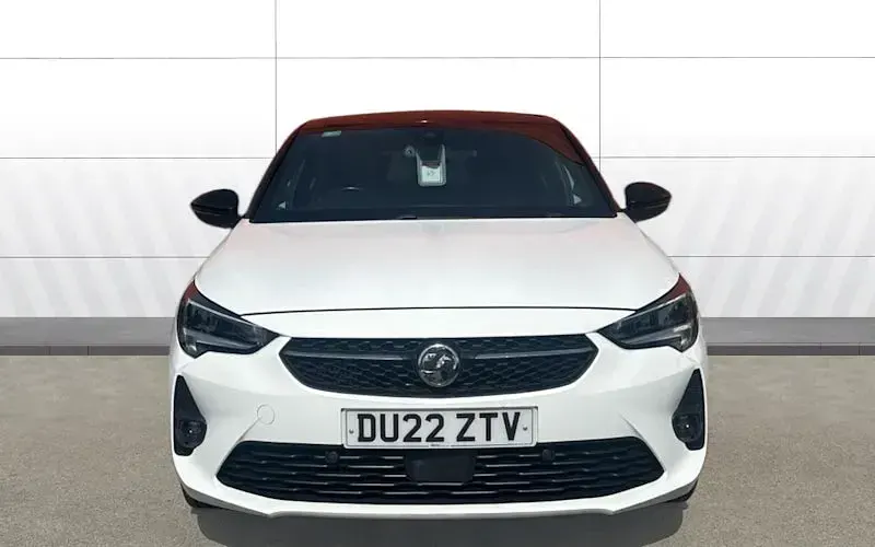 Used Vauxhall Corsa Edition 101 HP (74 kW) 2022 White Hatchback