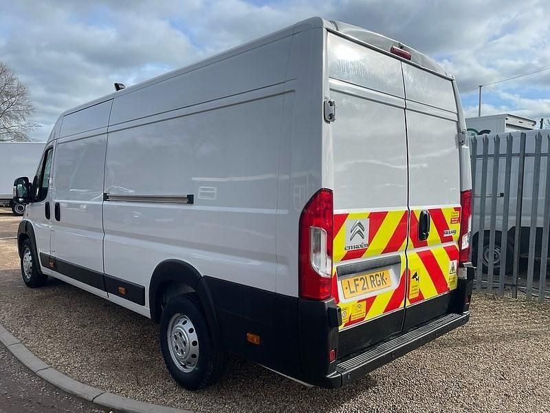 Used Citroën Relay 140 HP (102 kW) 2021 White Van