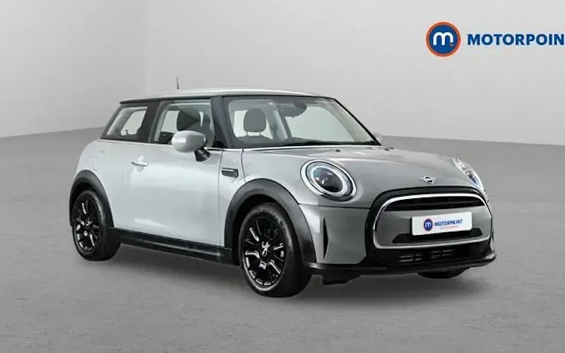 Used Mini ONE Classic 102 HP (75 kW) 2021 Hatchback