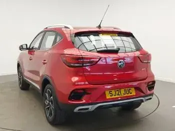 Used MG ZS Exclusive 106 HP (77 kW) 2021 Red SUV