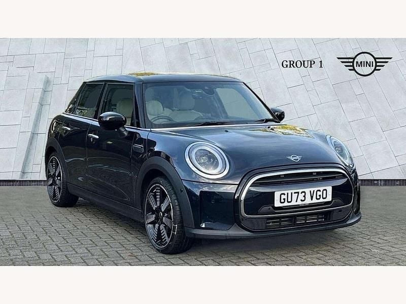 Other Used 2023 Mini Cooper Comfort Hatchback | £24,950 (Expensive) - Image 1/4