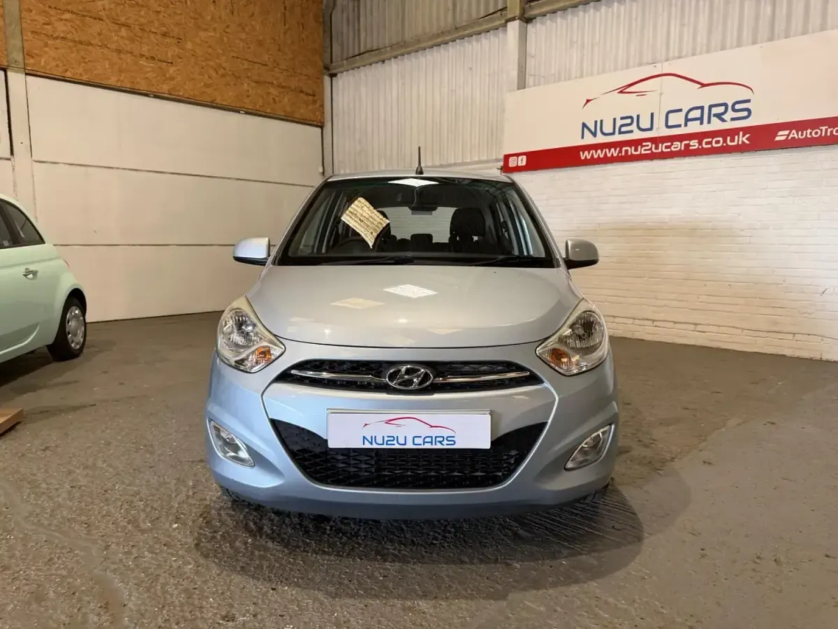 Used Hyundai i10 Active 2013 Silver Hatchback