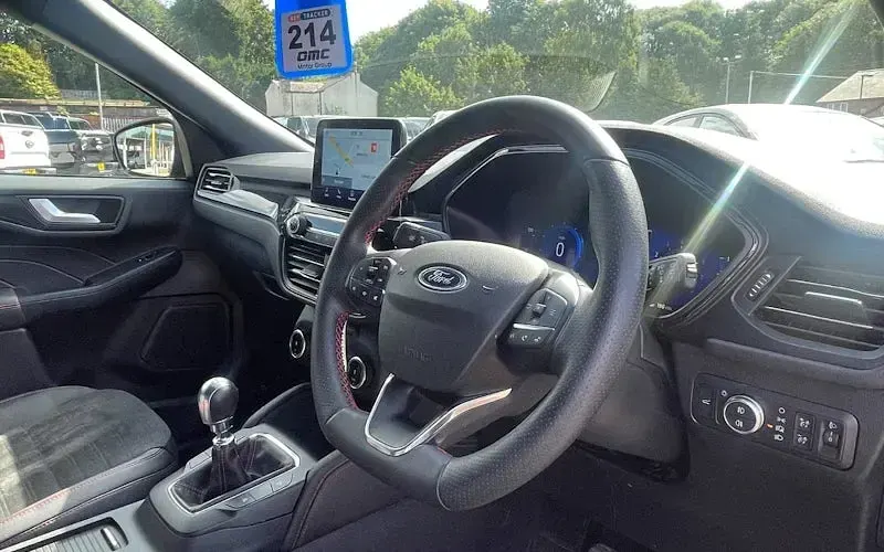 Used Ford Kuga ST-Line X 150 HP (110 kW) 2023 Silver SUV