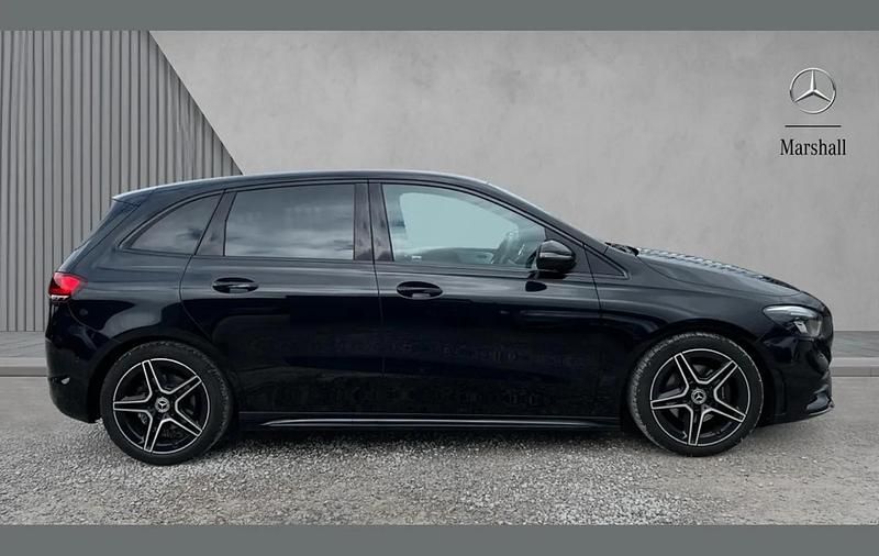 Used Mercedes B200 Executive 161 HP (118 kW) 2022 Black MPV