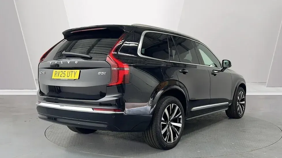 Used Volvo XC90 Core 455 HP (334 kW) 2025 Black SUV