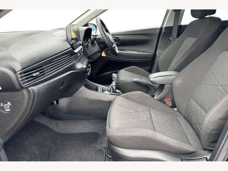 Image 2/4